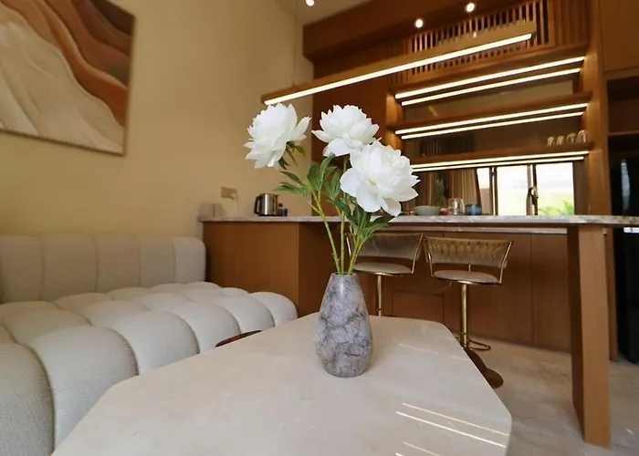 Private Jacuzzi - Boutique - Berawa Ferienhaus